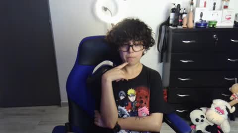 Snapshot of thomascooper_cams chatting on September 23, 1:48 am VALERIA online show from September 23, 1:48 am