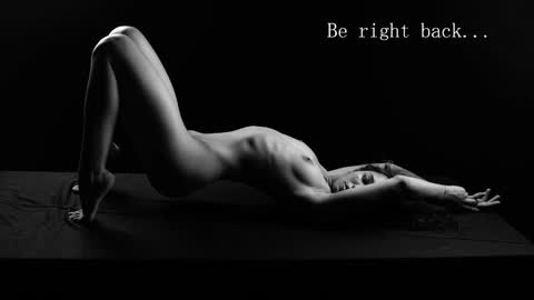 tia_j online show from December 5, 9:27 pm