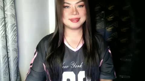 arianna tiara online show from December 21, 11:03 am