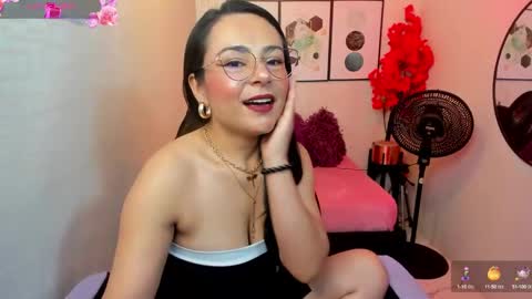 Tiara  online show from December 12, 7:59 pm