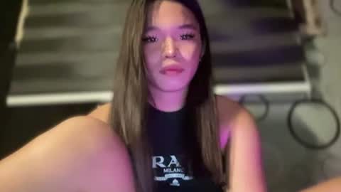 Ms. Tiara online show from December 1, 12:41 pm