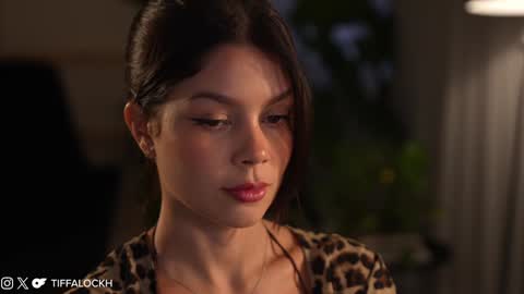 Snapshot of tifalock_ chatting on December 12, 8:43 pm Tifa online show from December 12, 8:43 pm