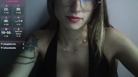 Tifanny online show from October 15, 9:28 pm