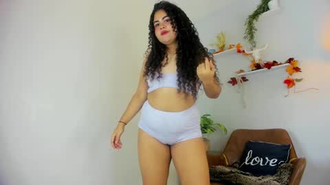 Dani  online show from December 12, 12:33 pm