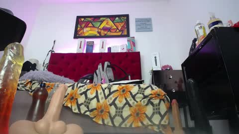 Snapshot of tifanny_nails chatting on September 12, 12:12 pm Tifanny Nails online show from September 12, 12:12 pm