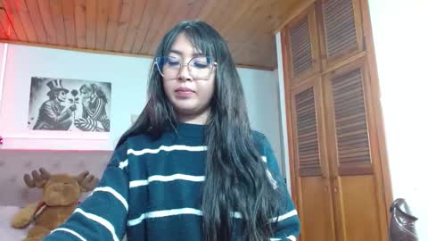 Tifanny online show from November 13, 3:33 pm