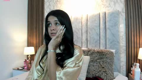 Snapshot of tifany__ross chatting on February 17, 2:31 am Tiff3 online show from February 17, 2:31 am