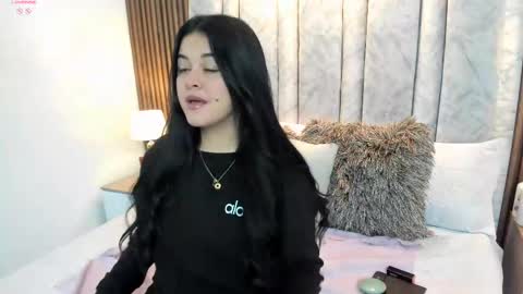 Snapshot of tifany__ross chatting on February 13, 3:07 am Tiff3 online show from February 13, 3:07 am