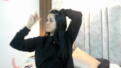 Snapshot of tifany__ross chatting on March 1, 2:48 am Tiff3 online show from March 1, 2:48 am