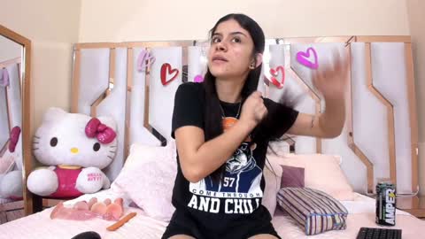 Snapshot of tifany_chill chatting on February 8, 7:59 pm online show from February 8, 7:59 pm
