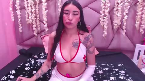 TIFANI online show from December 6, 2:46 am