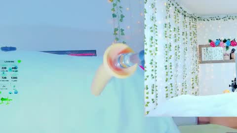 Tiffanny online show from October 11, 9:14 am