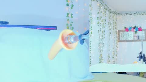 Tiffanny online show from October 8, 9:24 am