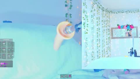 Tiffanny online show from November 13, 8:57 am