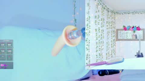 Tiffanny online show from October 30, 9:11 am