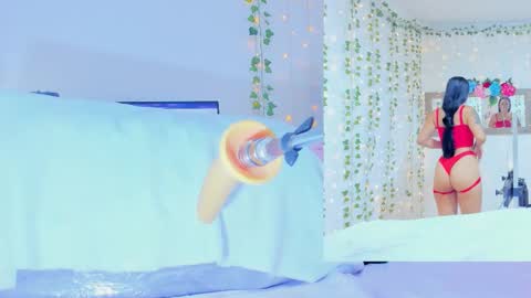 Tiffanny online show from October 9, 9:35 am