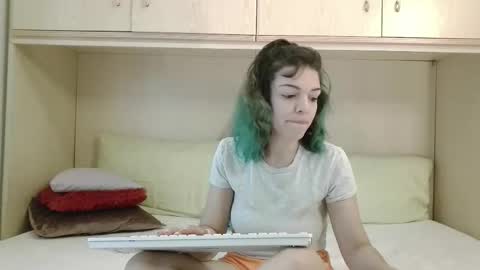 Tiffany online show from March 5, 10:00 am