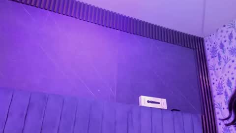 TiffanyDream8 online show from April 11, 8:45 pm