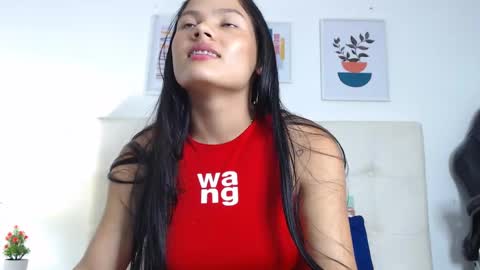 Tifanny Fox online show from December 6, 7:11 pm