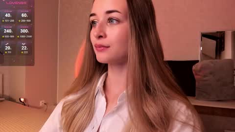 Snapshot of tiffanyhunt chatting on October 27, 1:17 pm Tiffany online show from October 27, 1:17 pm