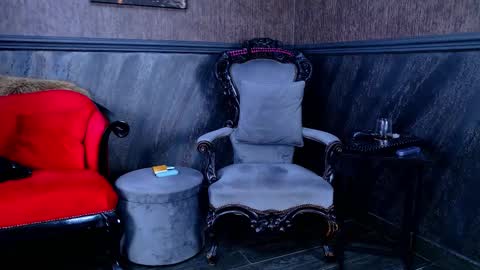 Tiffany  Sia online show from February 21, 6:36 am