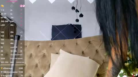 Snapshot of tiffanywestxxx chatting on September 17, 6:55 am Tiffany online show from September 17, 6:55 am