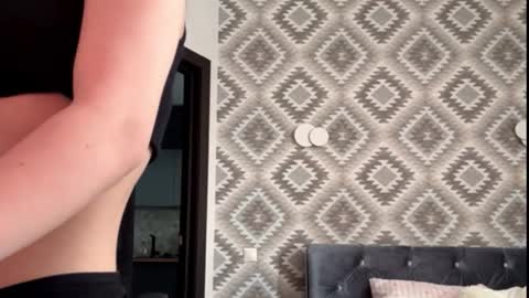 Tiffany online show from January 14, 8:52 am