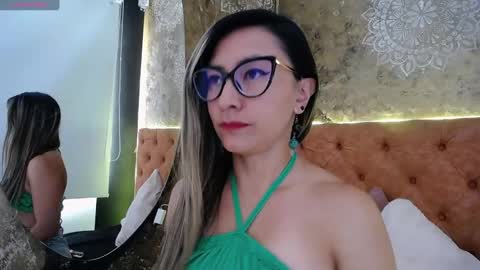 Snapshot of tila_tequila15 chatting on January 13, 12:45 pm TILA TEQUILA online show from January 13, 12:45 pm
