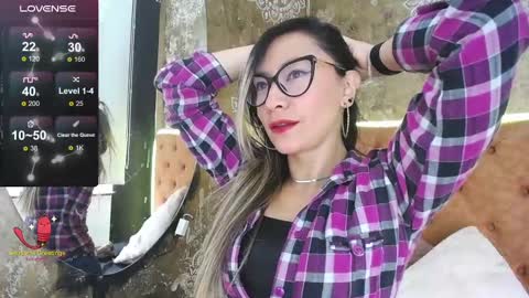 Snapshot of tila_tequila15 chatting on February 8, 12:17 pm TILA TEQUILA online show from February 8, 12:17 pm