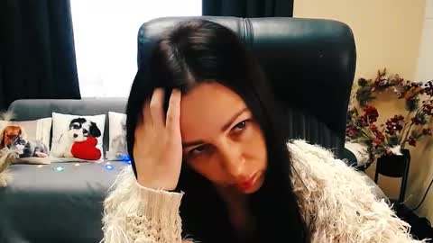 Luisa online show from September 25, 8:02 am