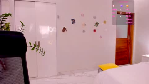 Timis but I prefer you whisper to my ear my girl online show from December 29, 11:50 pm