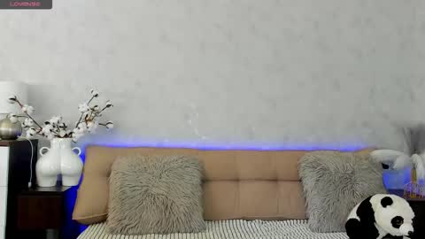 Snapshot of tina_mart chatting on September 17, 10:24 am Tina online show from September 17, 10:24 am