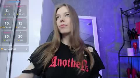 Tina Tayllor MY SHEDULEMondayTuesdayWednesday FridaySaturdaySunday online show from October 28, 7:08 pm