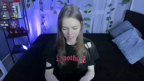 Tina Tayllor MY SHEDULEMondayTuesdayWednesday FridaySaturdaySunday online show from October 19, 4:03 am