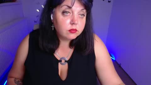 Tina online show from September 11, 3:23 pm