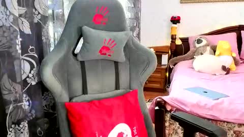 Tina online show from February 20, 6:19 am