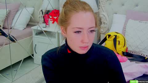 Tina online show from October 7, 4:06 am