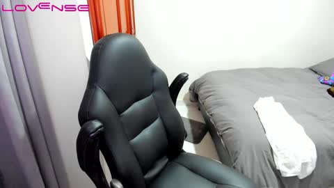 Tina online show from October 4, 10:25 pm