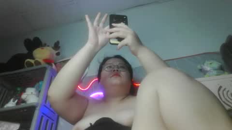 tini_bei online show from May 11, 4:26 pm