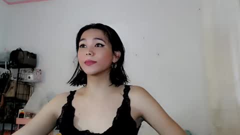 Make me Happy online show from December 11, 6:25 am