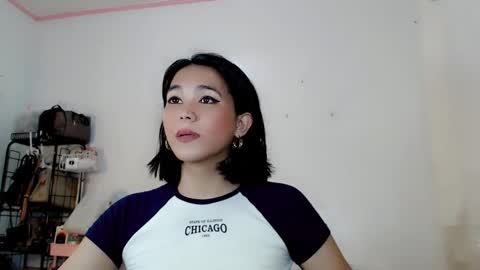 Make me Happy online show from December 7, 5:48 am