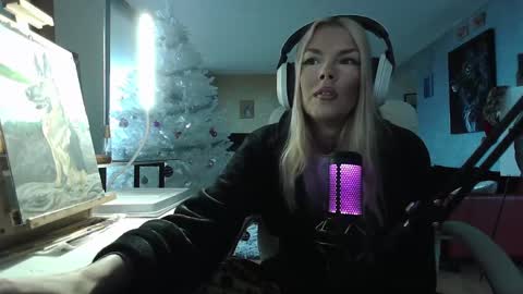 stage Kylie Sinner  brand CLITBAIT online show from January 8, 8:18 pm