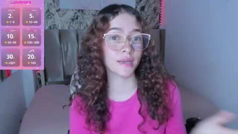tinysophi online show from June 13, 5:21 pm