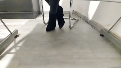 Anna online show from February 14, 3:19 am