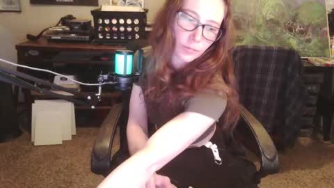 Snapshot of titillatingtales chatting on February 28, 1:47 am Fern online show from February 28, 1:47 am