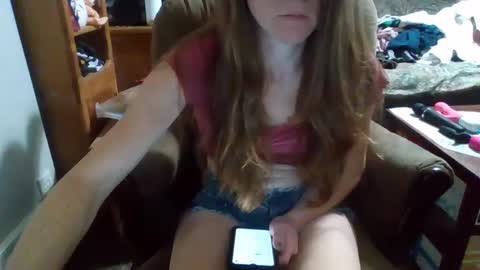 Snapshot of tittygirl8 chatting on December 30, 3:58 am Tittygirl8 online show from December 30, 3:58 am