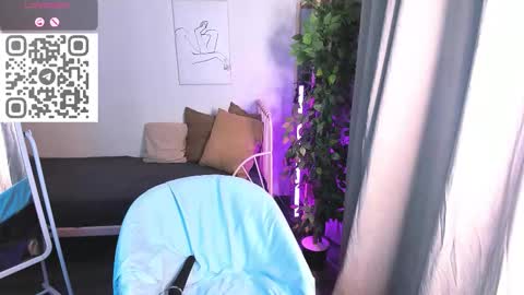 Snapshot of to_your chatting on October 11, 12:48 am 2 GMT Mo Tu We Th Fr 10am-4am online show from October 11, 12:48 am