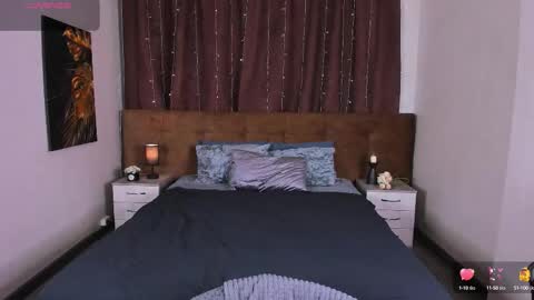 Snapshot of to_your chatting on September 23, 9:57 pm 2 GMT Mo Tu We Th Fr 10am-4am online show from September 23, 9:57 pm