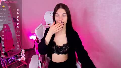 Snapshot of to_your chatting on February 11, 12:49 am 2 GMT Mo Tu We Th Fr 10am-4am online show from February 11, 12:49 am