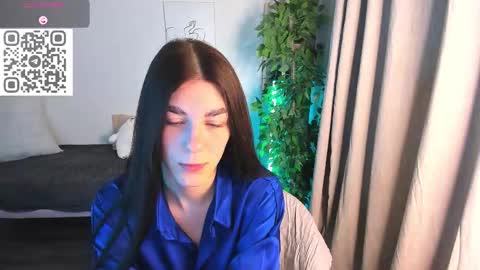 Snapshot of to_your chatting on September 11, 11:27 pm 2 GMT Mo Tu We Th Fr 10am-4am online show from September 11, 11:27 pm